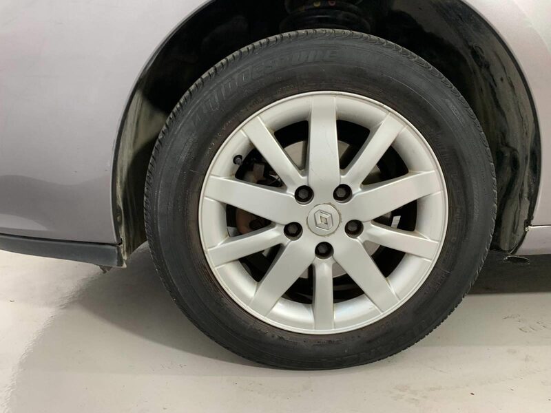 renault-fluence-1-90-460502-3417838.jpeg