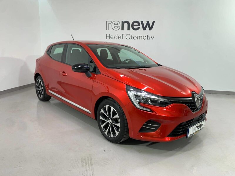 renault-clio-1-90-461716-3427323.jpeg