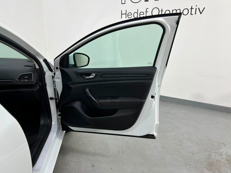 2023 Renault Megane