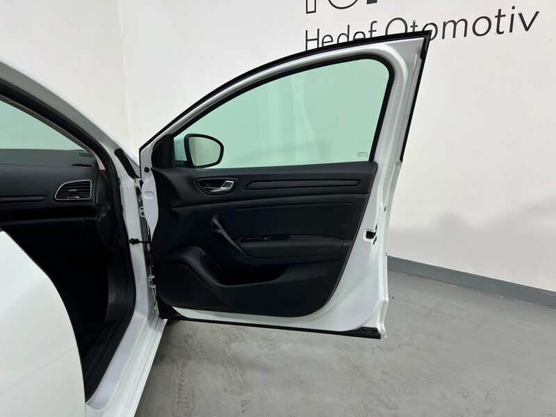 2022 Renault Megane