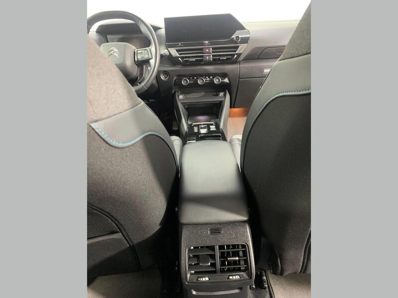 citroen-c4-1-90-463539-3438534.jpeg