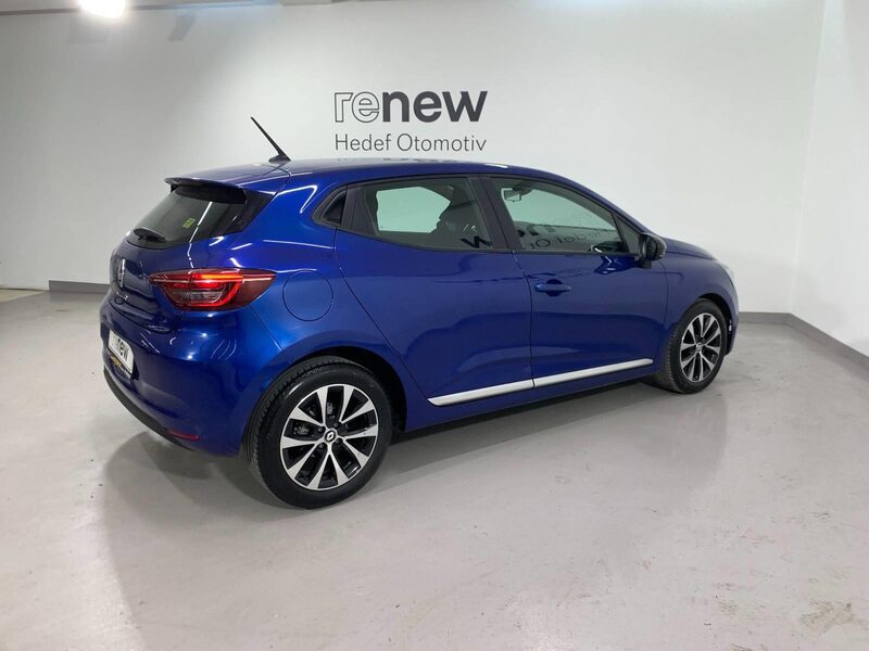 renault-clio-1-90-470393-3481085.jpeg