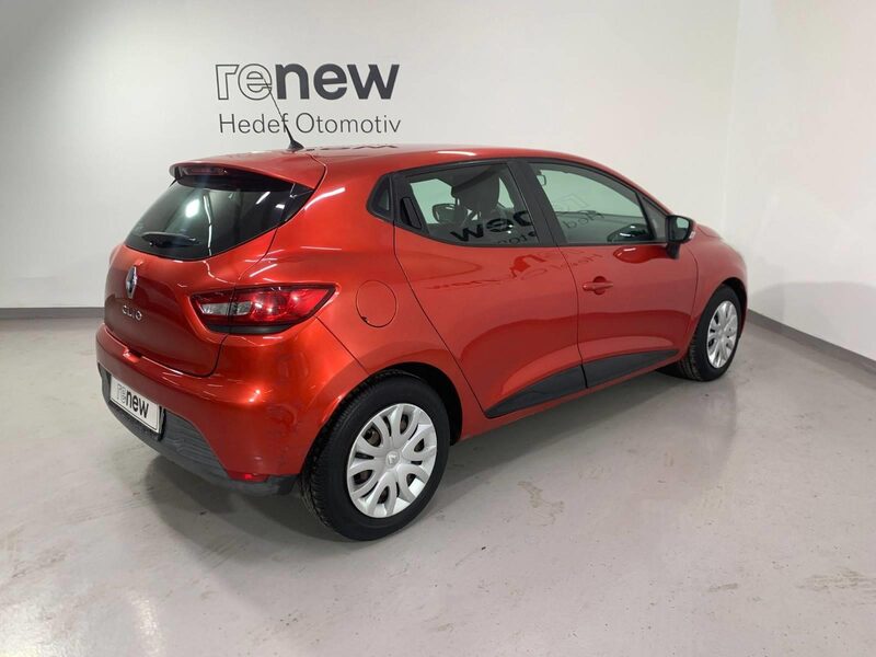 renault-clio-1-90-468181-3467581.jpeg