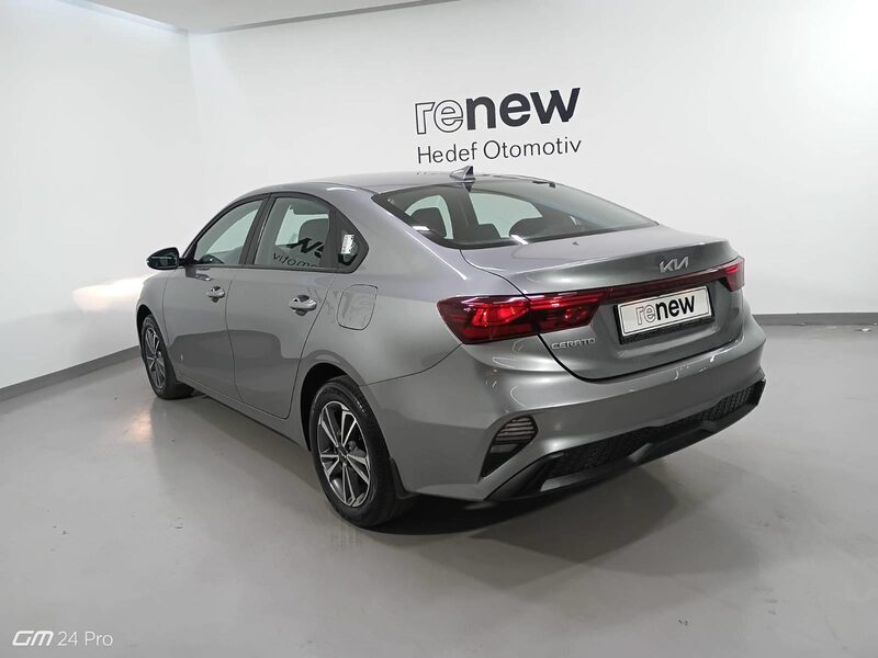 kia-cerato-1-90-462068-3429294.jpeg