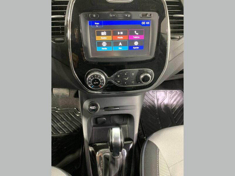 renault-captur-1-90-466723-3458582.jpeg