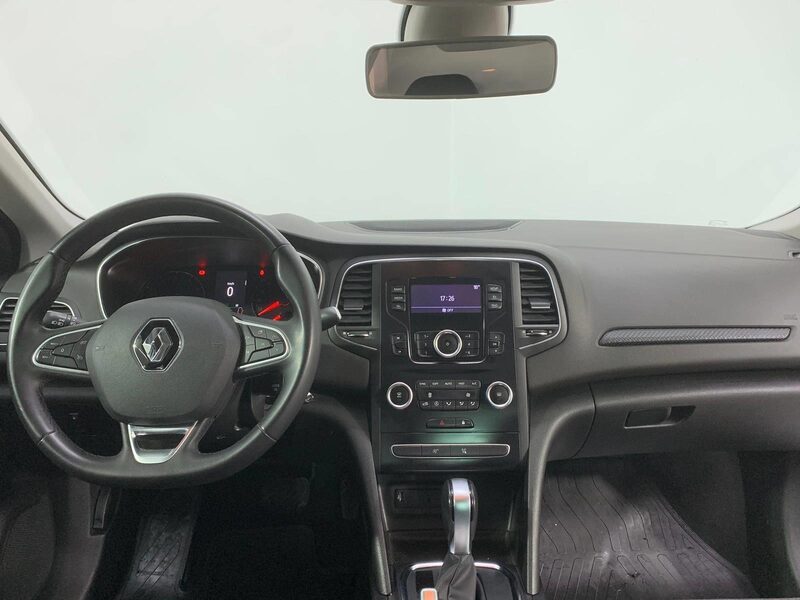 renault-megane-1-90-459186-3410018.jpeg