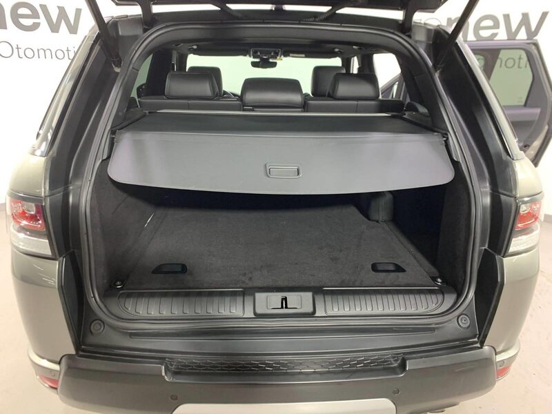 land-rover-range-rover-sport-1-90-468632-3470032.jpeg