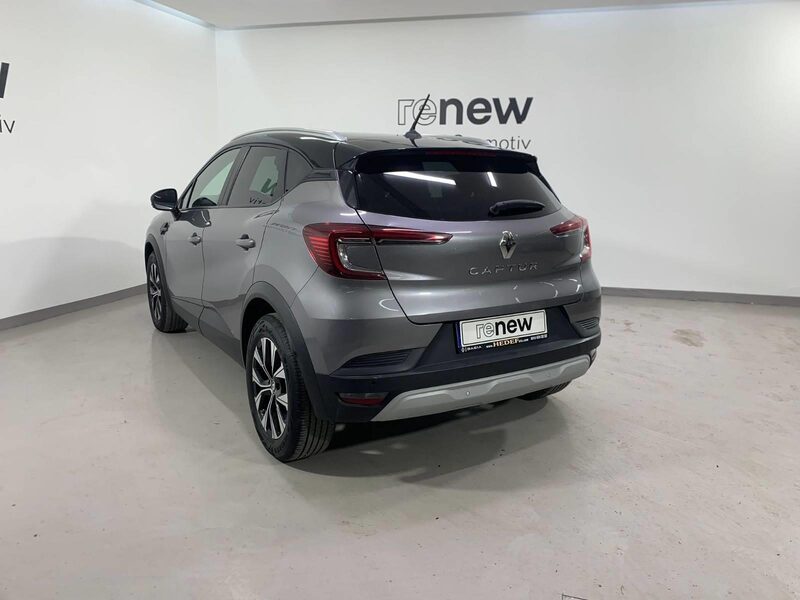 renault-captur-1-90-468625-3469820.jpeg