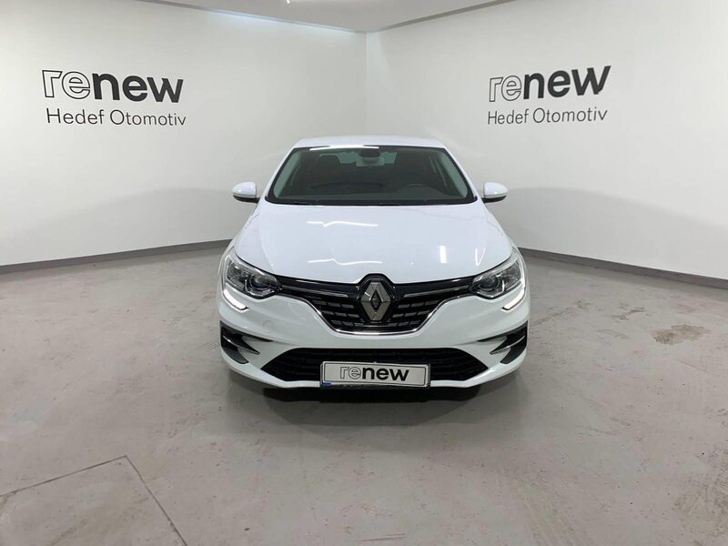 renault-megane-1-90-468307-3468175.jpeg