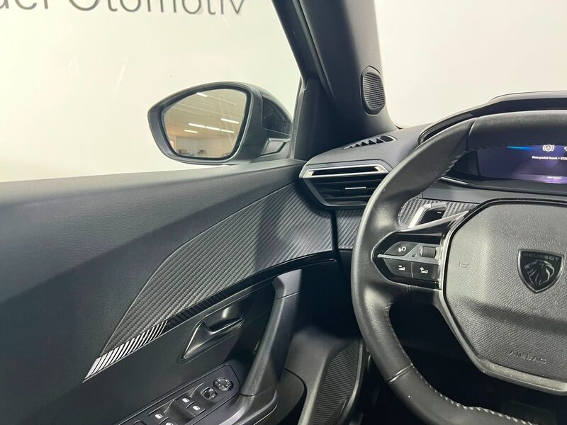2023 Peugeot 2008