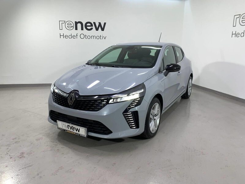 renault-clio-1-90-466388-3456408.jpeg