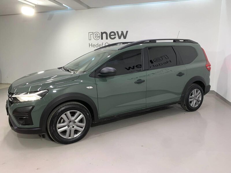 dacia-jogger-1-90-439107-3286590.jpeg