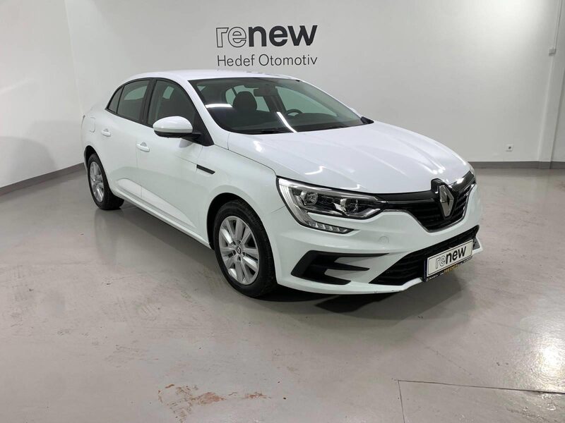 renault-megane-1-90-458603-3406156.jpeg