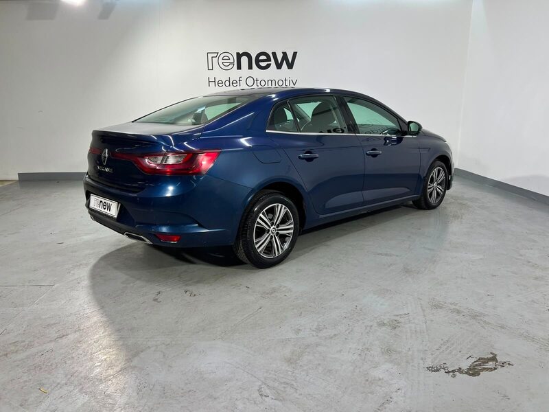 2023 Renault Megane