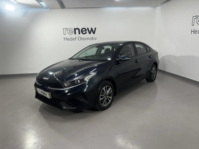 kia-cerato-1-90-462848-3433965.jpeg