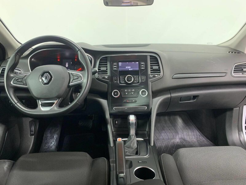 renault-megane-1-90-468628-3469853.jpeg