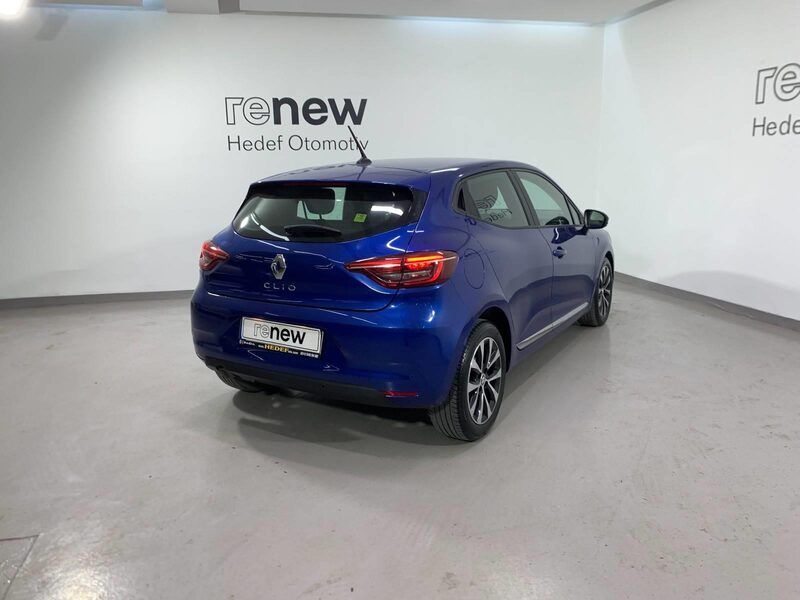 renault-clio-1-90-470393-3481071.jpeg