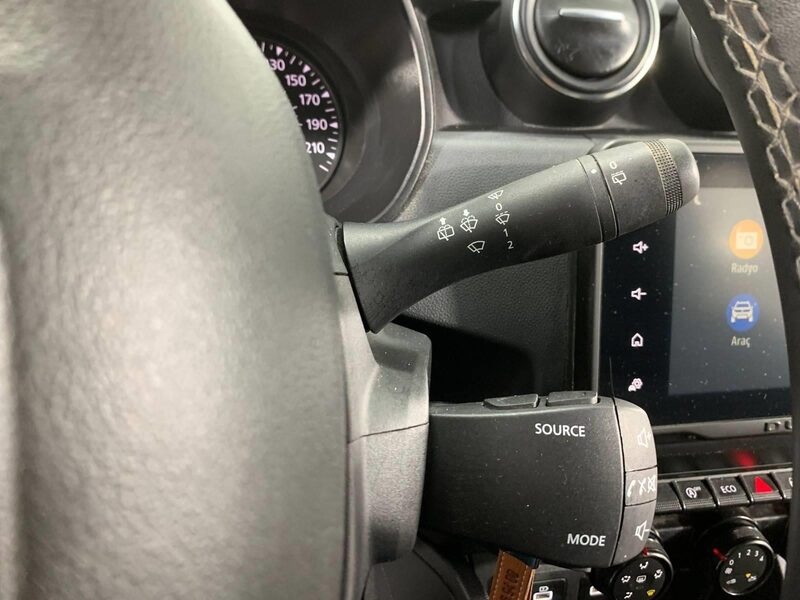 dacia-duster-1-90-467757-3465393.jpeg
