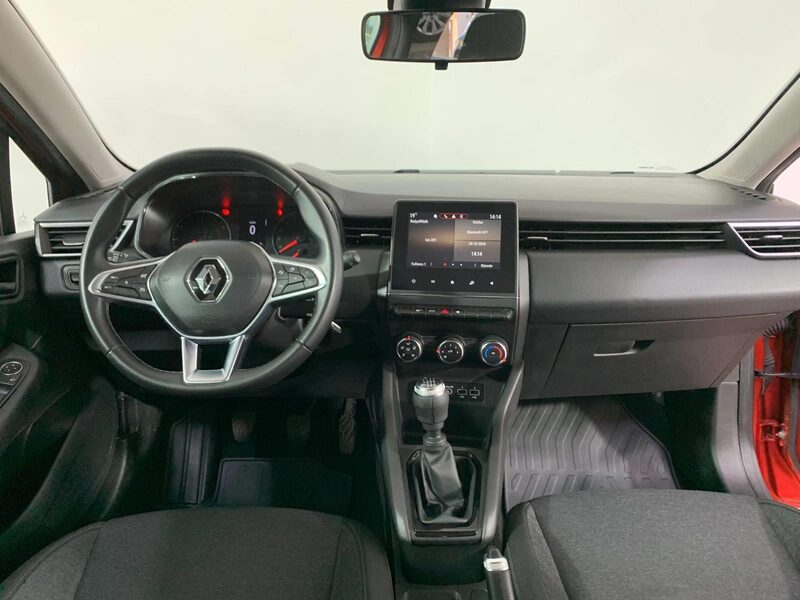 renault-clio-1-90-461716-3427333.jpeg