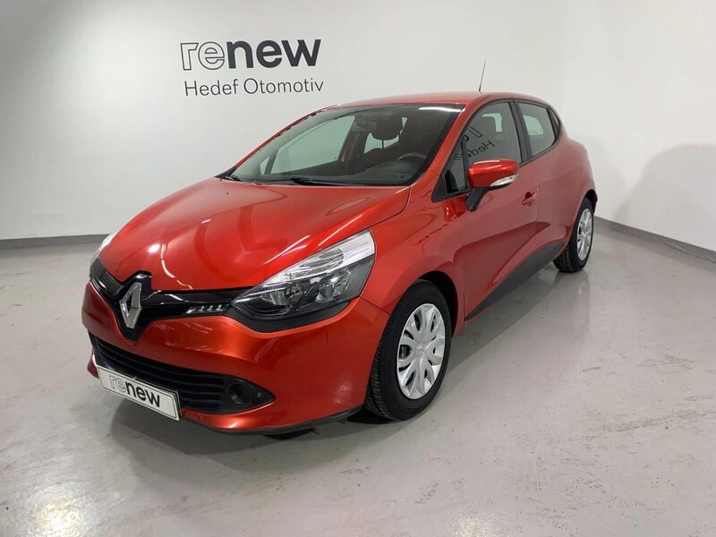 renault-clio-1-90-468181-3467608.jpeg