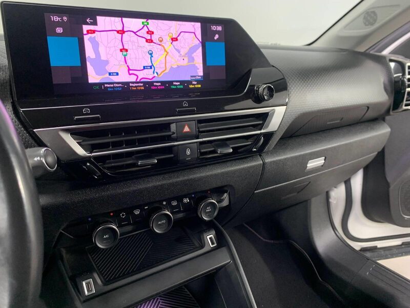 citroen-c4-1-90-463535-3438405.jpeg