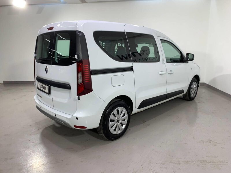 renault-express-1-90-468309-3468223.jpeg
