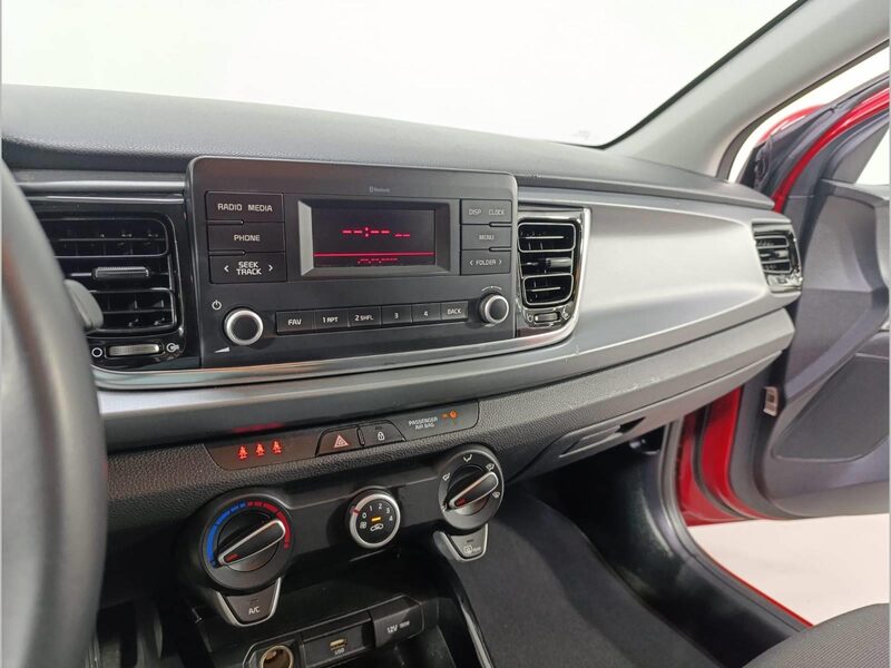 kia-rio-1-90-451908-3363599.jpeg
