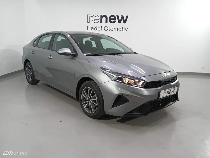 kia-cerato-1-90-462068-3429295.jpeg