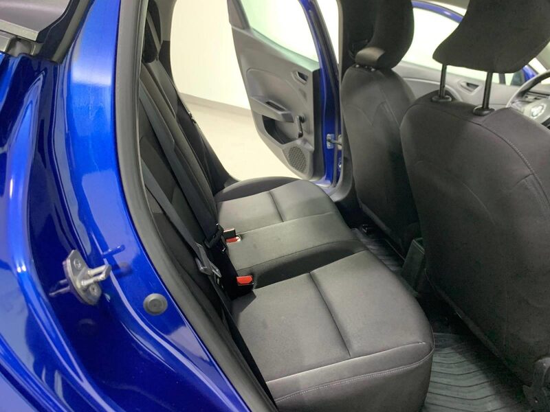 renault-clio-1-90-470353-3480603.jpeg