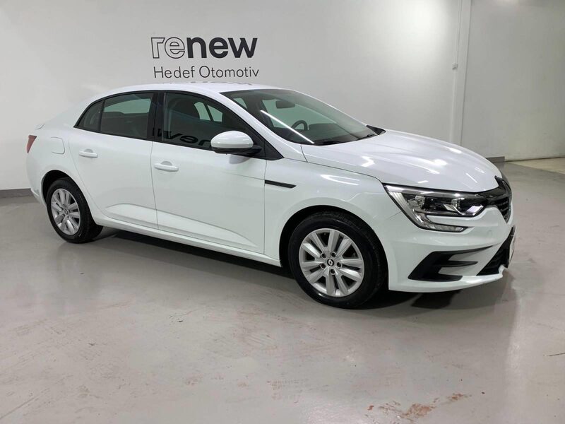 renault-megane-1-90-458603-3406143.jpeg
