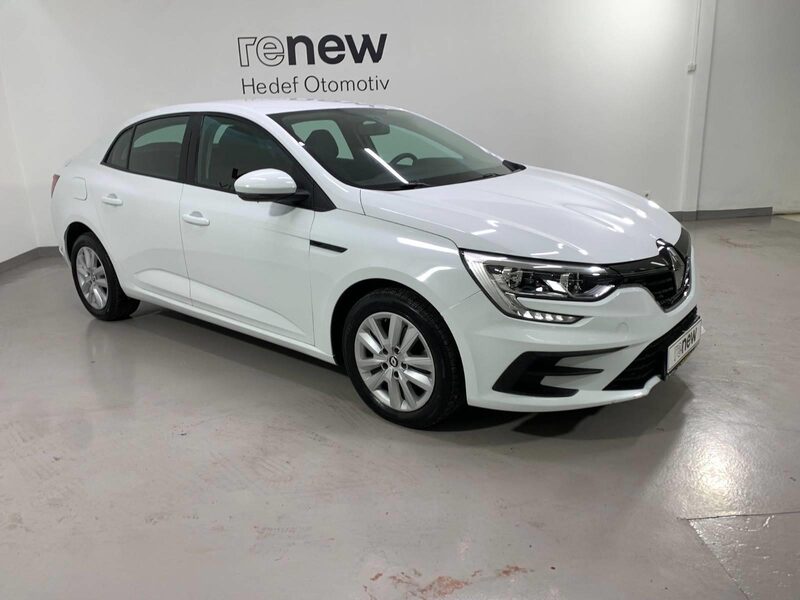 renault-megane-1-90-458603-3406165.jpeg