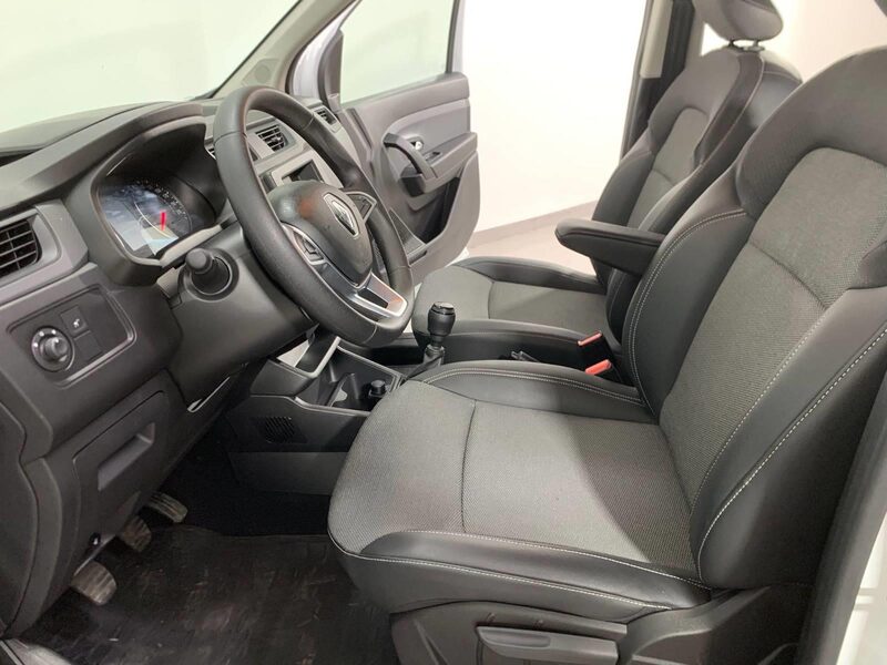 renault-express-1-90-468309-3468217.jpeg