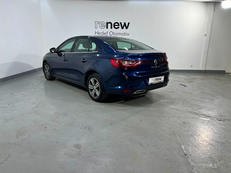 2023 Renault Megane