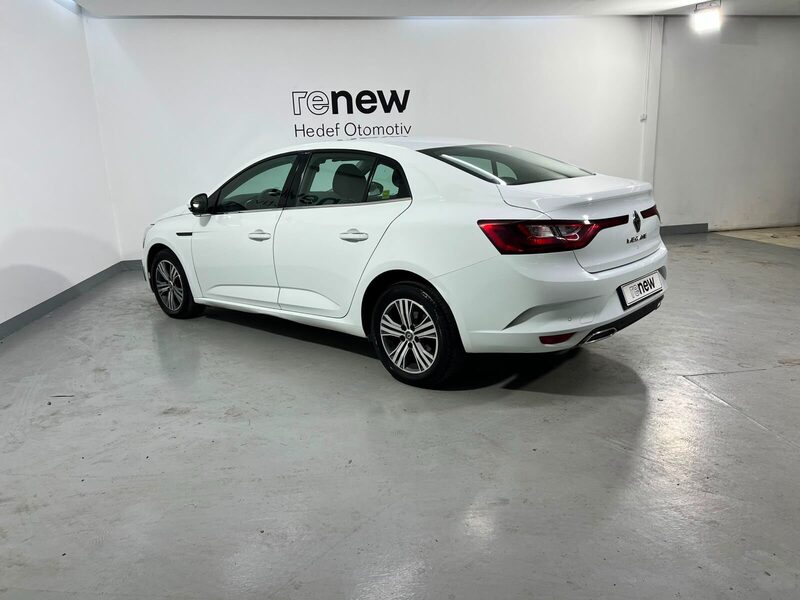 2023 Renault Megane