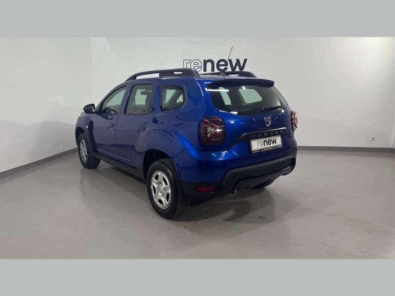 dacia-duster-1-90-462473-3431351.jpeg