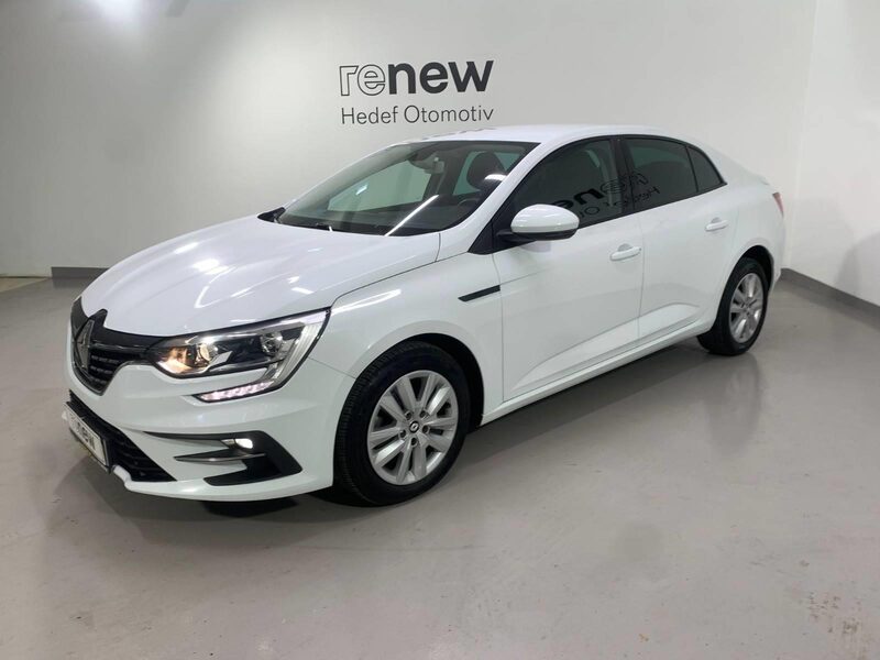 renault-megane-1-90-458763-3407251.jpeg