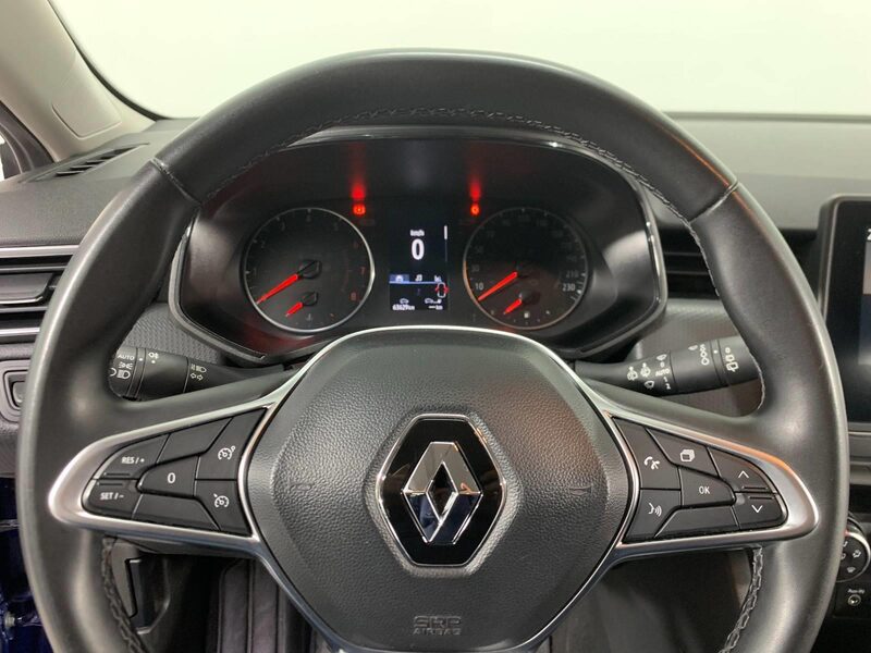 renault-clio-1-90-470393-3481086.jpeg