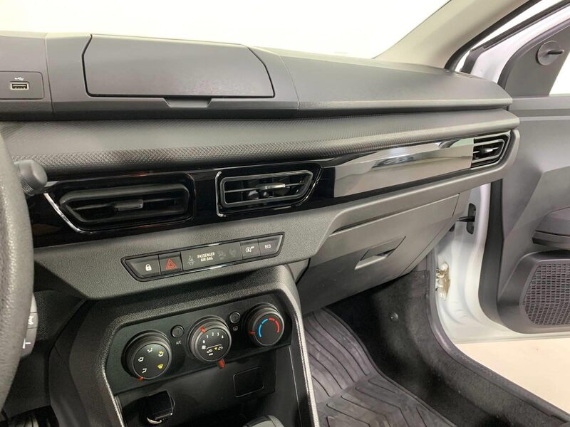 renault-taliant-1-90-460511-3417961.jpeg