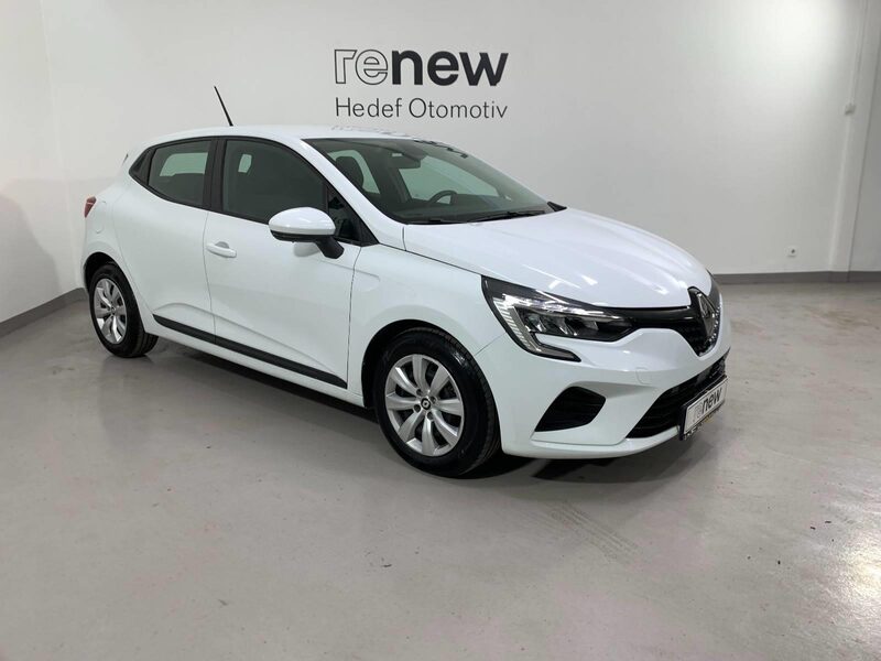 renault-clio-1-90-470388-3480985.jpeg