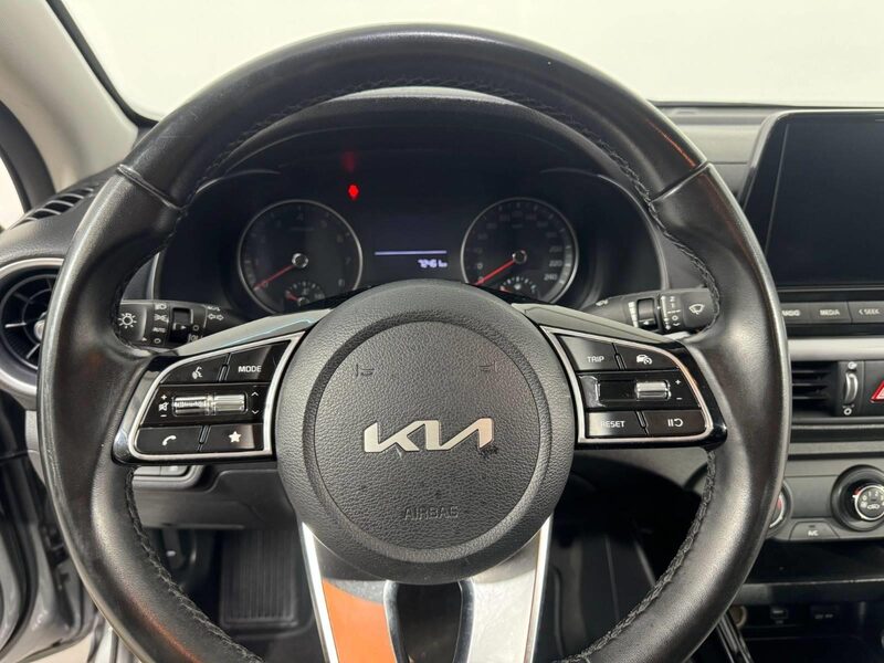 kia-cerato-1-90-461566-3426027.jpeg