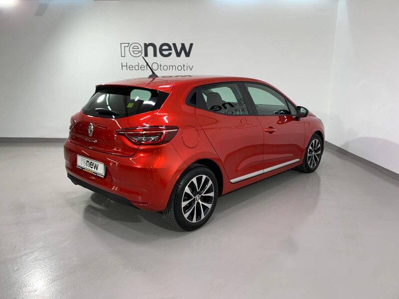 renault-clio-1-90-461716-3427344.jpeg