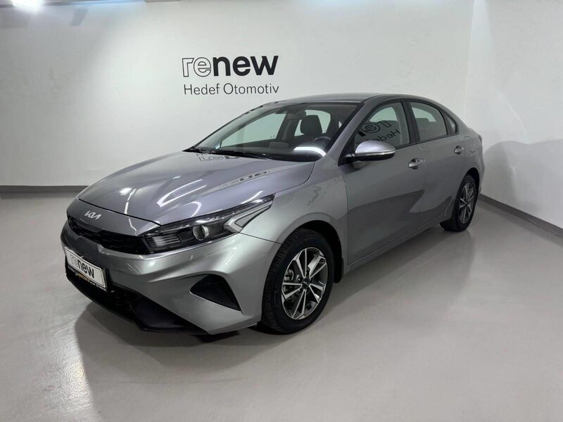 kia-cerato-1-90-461566-3426008.jpeg