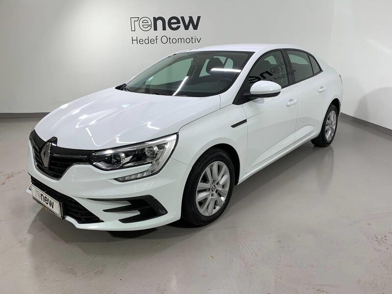 renault-megane-1-90-458603-3406158.jpeg
