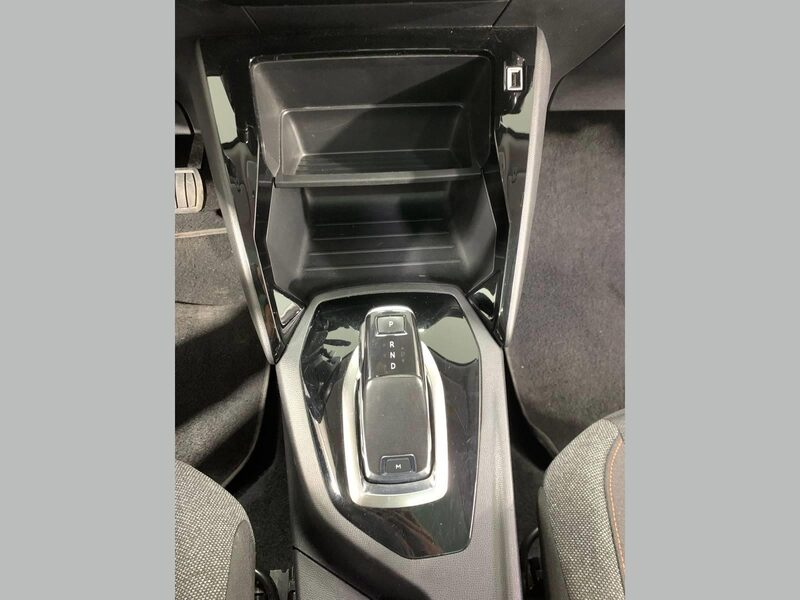 peugeot-2008-1-90-468630-3469979.jpeg