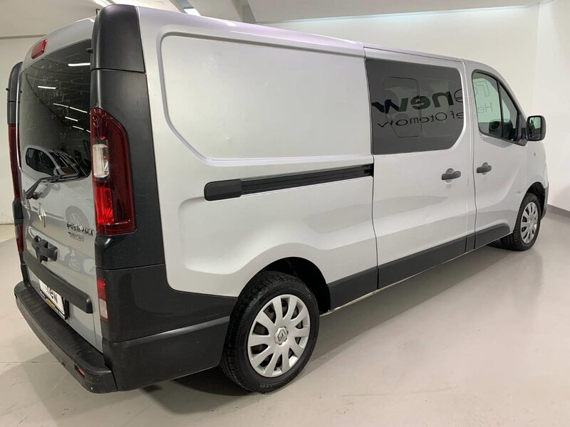 renault-trafic-1-90-458604-3406179.jpeg