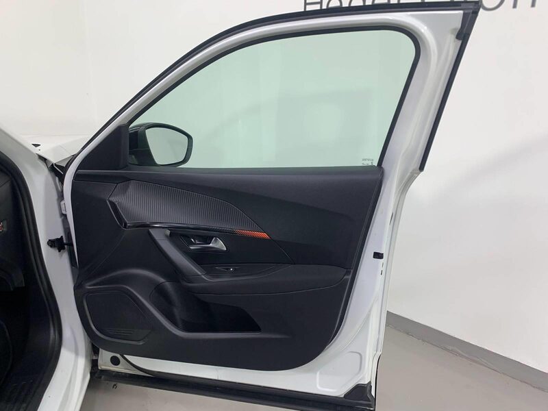 peugeot-2008-1-90-463544-3438546.jpeg