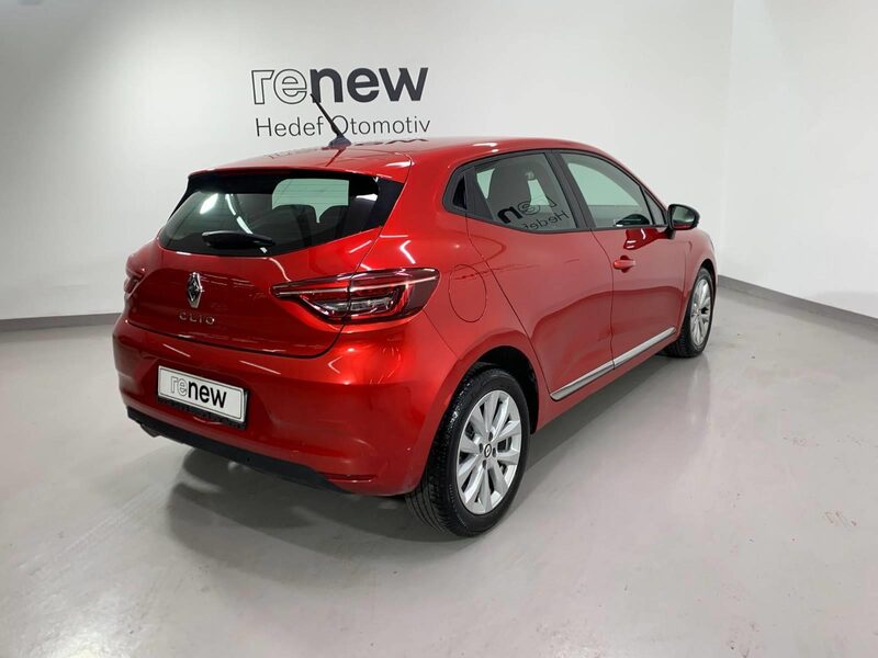 renault-clio-1-90-463392-3437273.jpeg