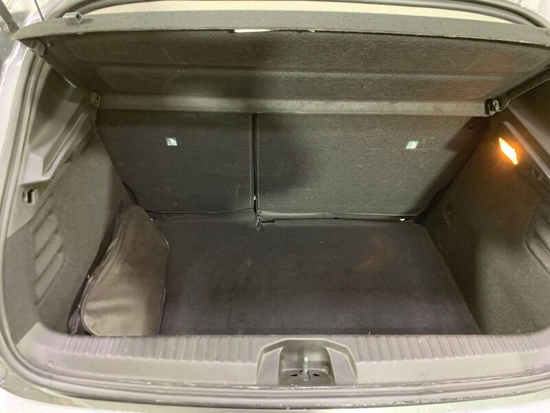renault-clio-1-90-466361-3456303.jpeg