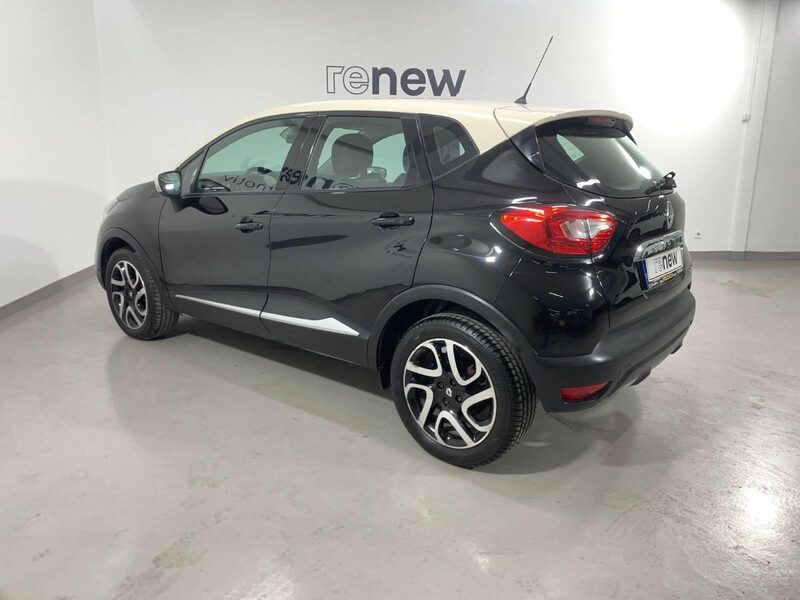 renault-captur-1-90-466723-3458597.jpeg