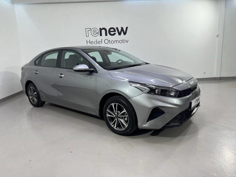 kia-cerato-1-90-461566-3426014.jpeg